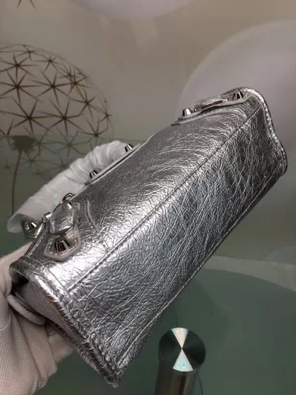 BALENCIAG巴黎世家 原版 義大利進口爆裂銀皮 新款 手提單肩斜挎包  BL1243